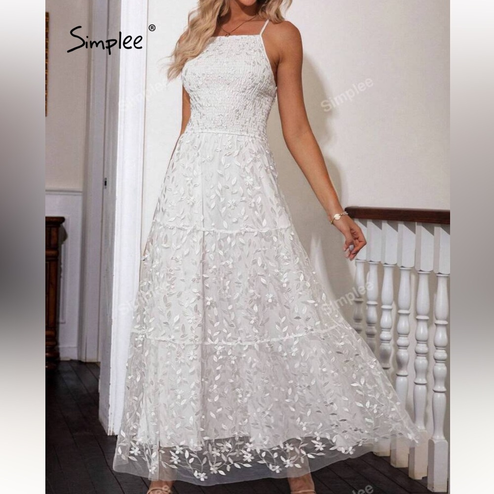 Elegant White Floral Maxi Dress